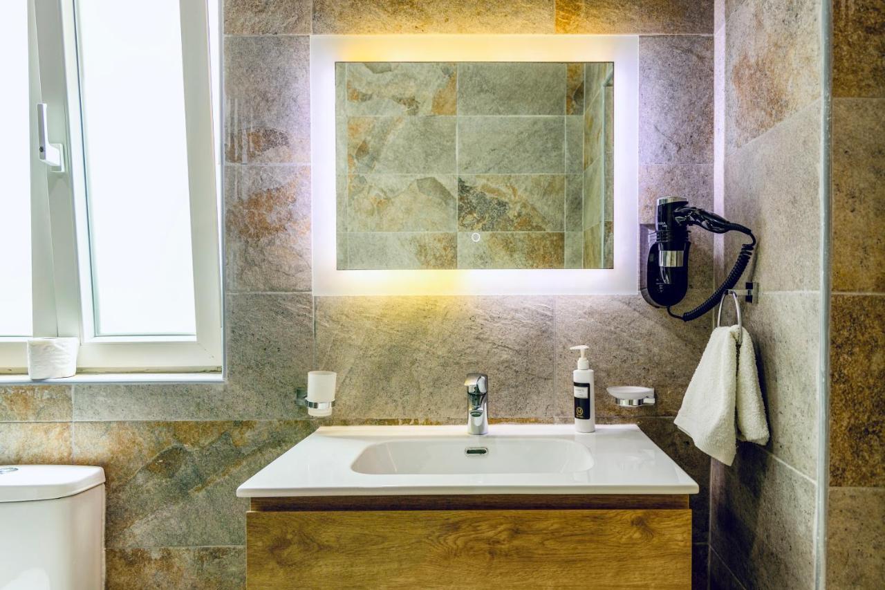 The Mike By Cx Collection Hotel *